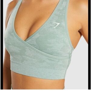 GymShark Size Medium light green Athletic Sports bra (camo print)